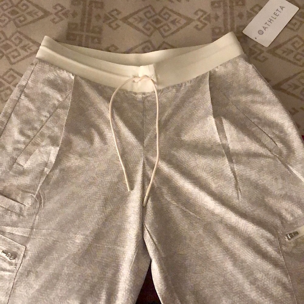 ATHLETA Venture Printed Pant - Size 8